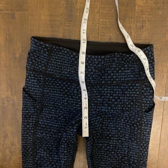 Lululemon Free Runner crop leggings - Picture 8 of 12